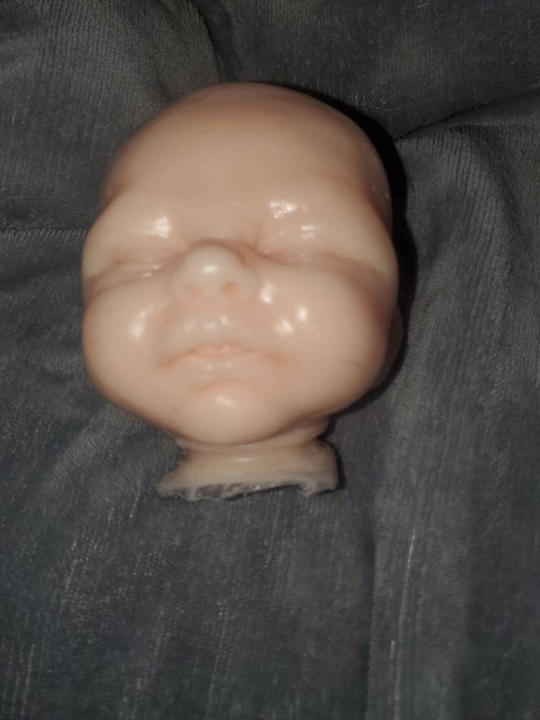 Silicone baby head open eyes