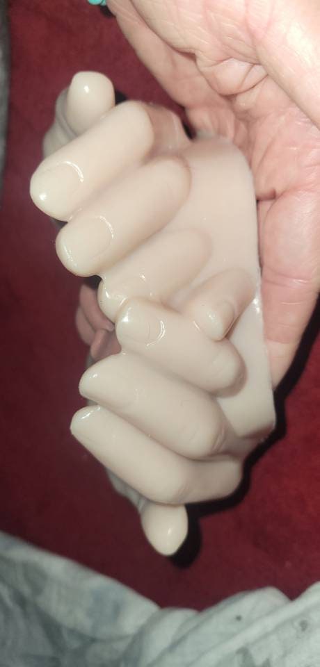 Life size silicone hands holding memorial silicone baby