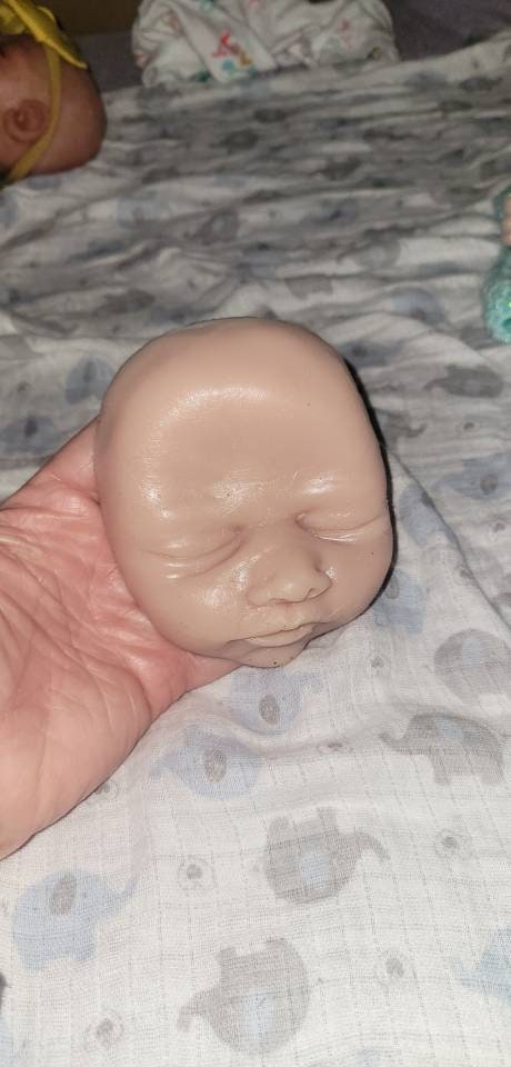 Silicone baby practice face newborn 0-3mo 3mo size surprise face!