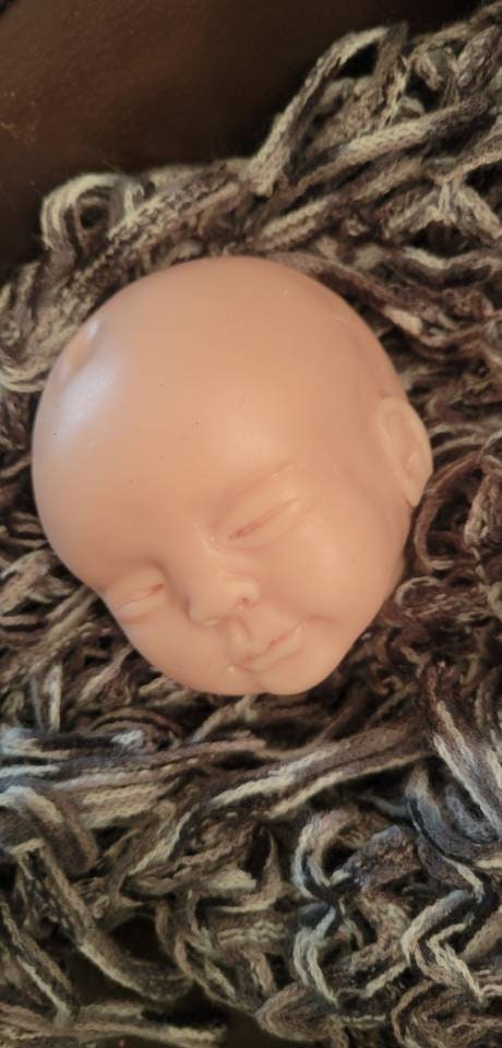 Chinese silicone baby head for 15" body