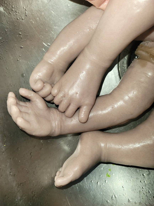 fa809658-bc7a-4250-9c9b-4863c7d34e85