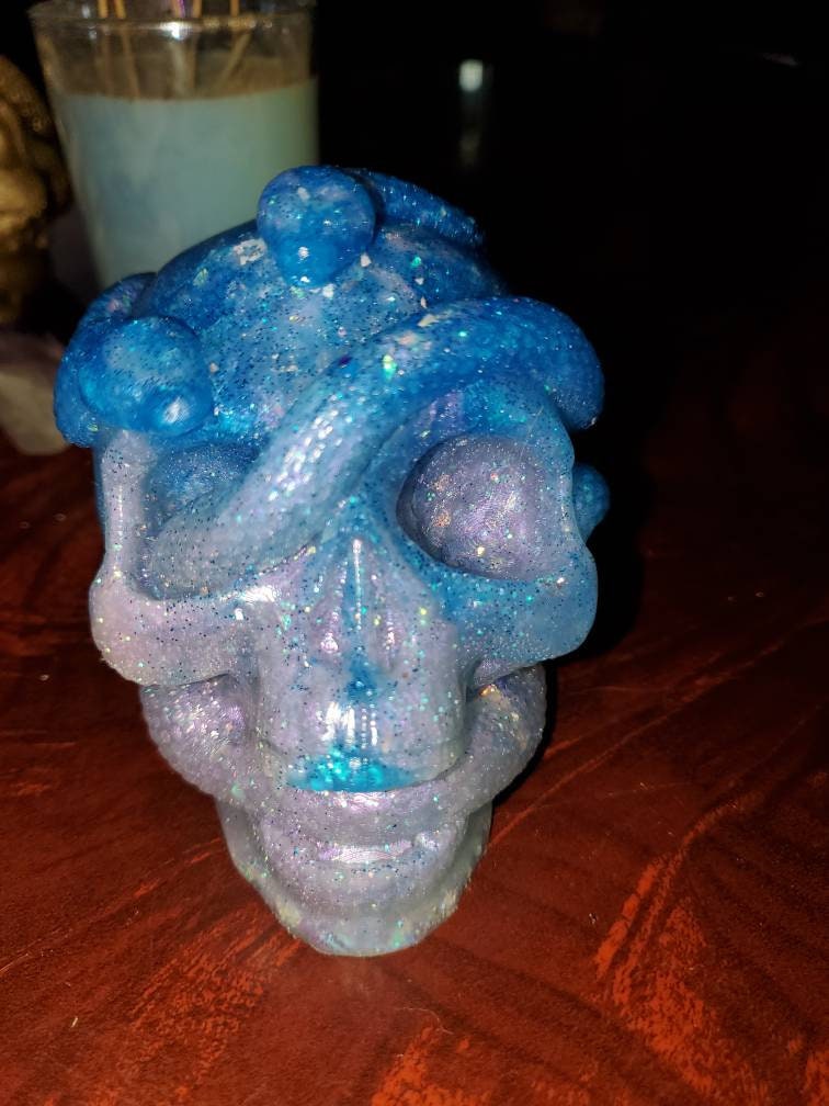 Gorgeous resin skull you choose color