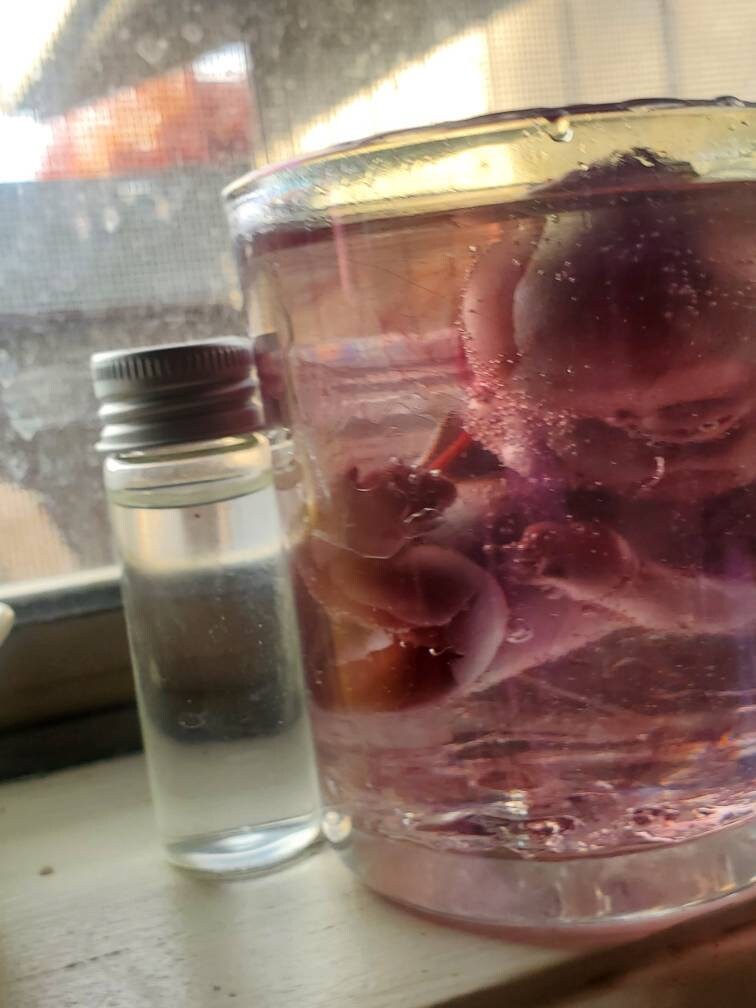 Memorial silicone fetus is glass jar with resin beautiful gift or for display