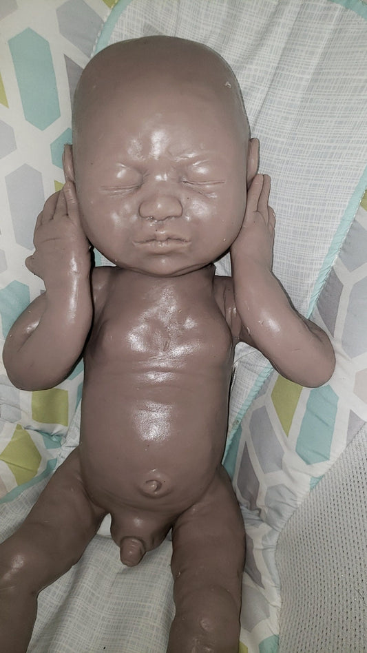 Full body silicone baby boy blank kit or fully painted baby boy doll Donna kohn