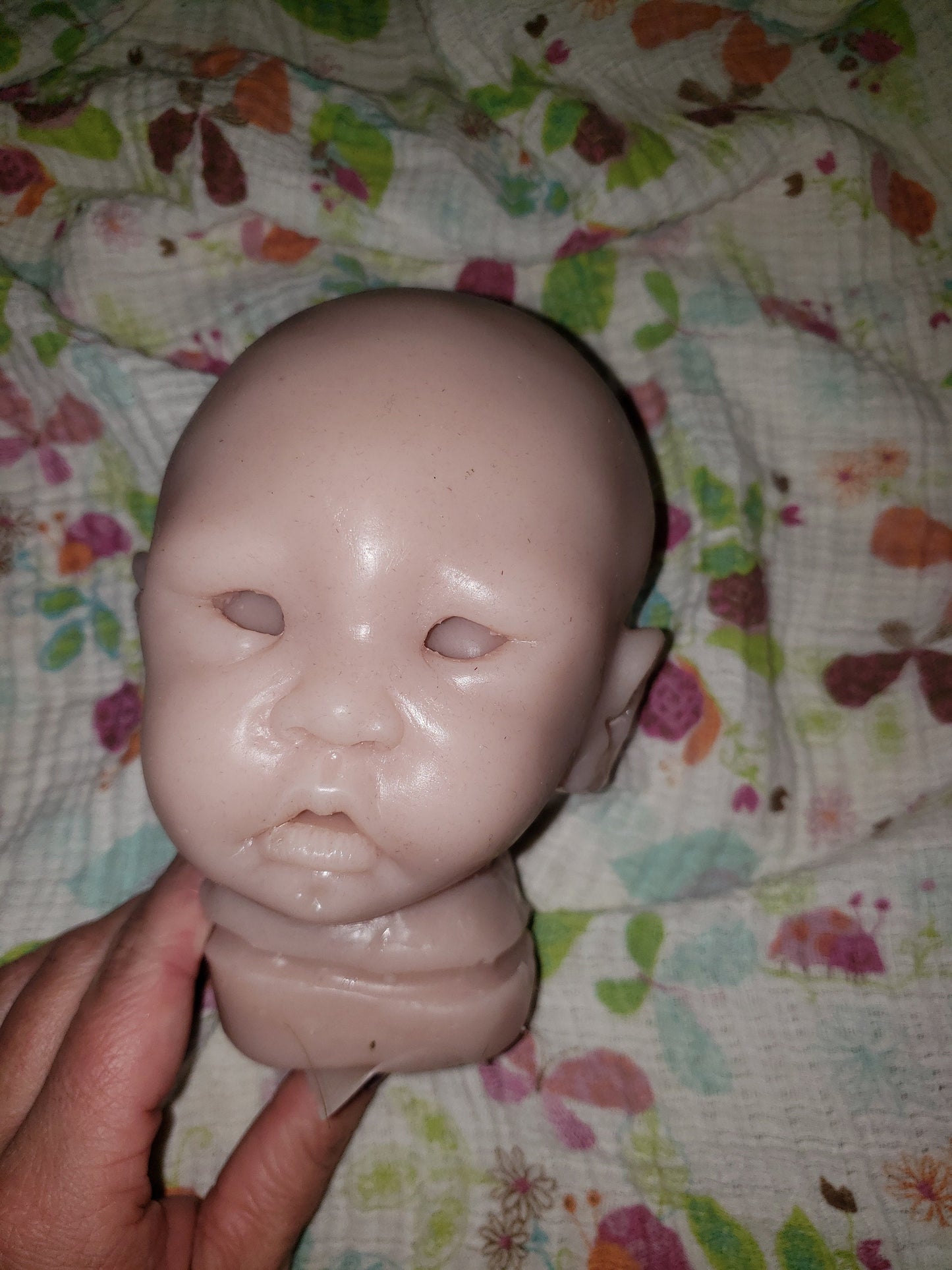 1 silicone surprise head blank unpainted