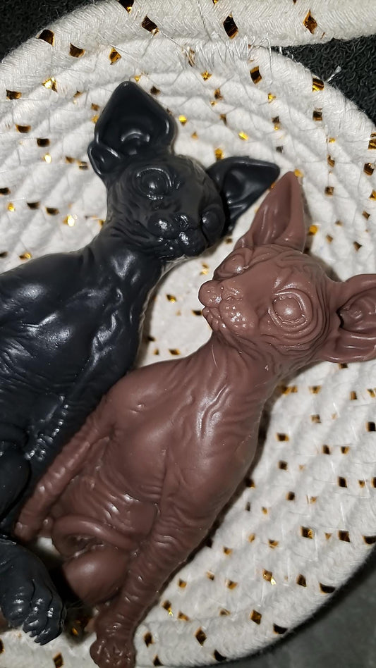 Silicone spyhnx cat kitten 4" sitting