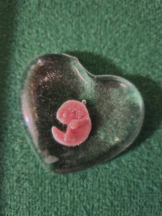 Beautiful memorial resin heart peice