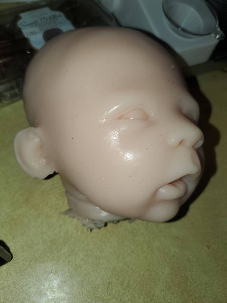 Silicone baby head for cuddle body or full body mason