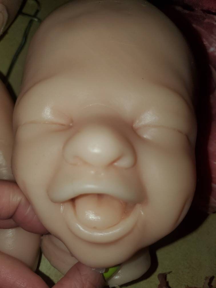 Silicone baby head smiling tounge and gums cute for cuddle body "Emmy"