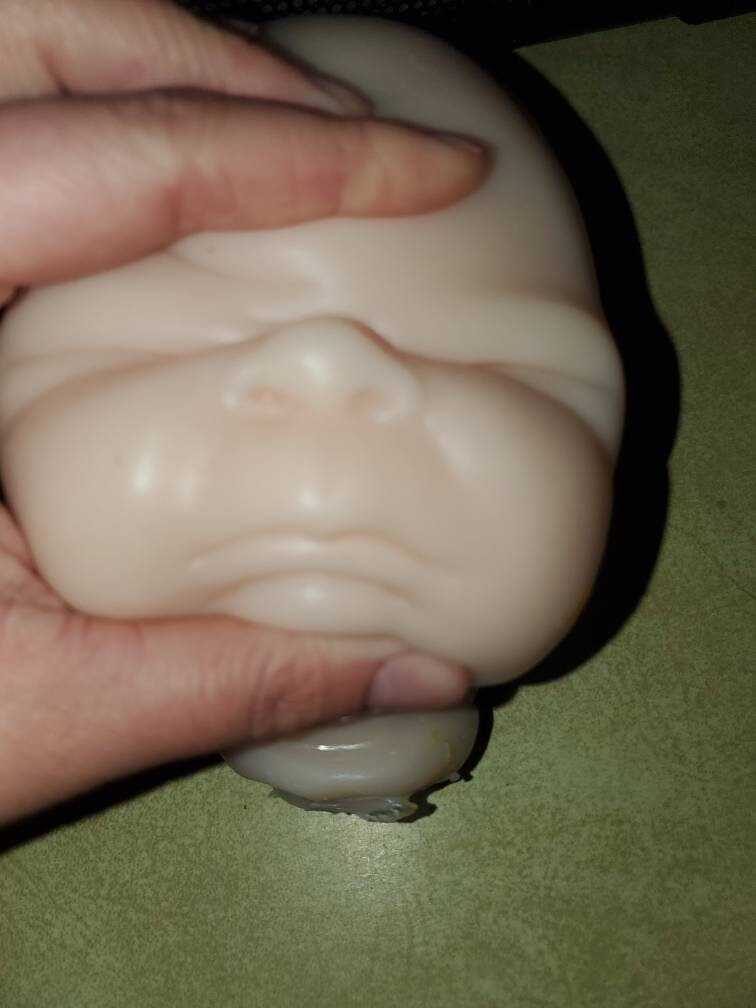 Silicone baby head for cuddle body baby