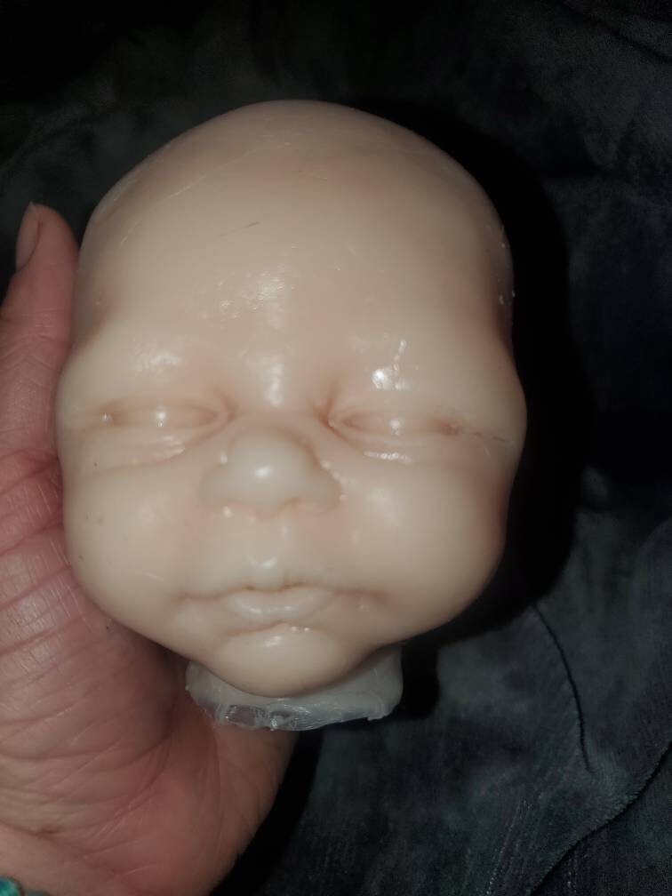 Silicone baby head open eyes