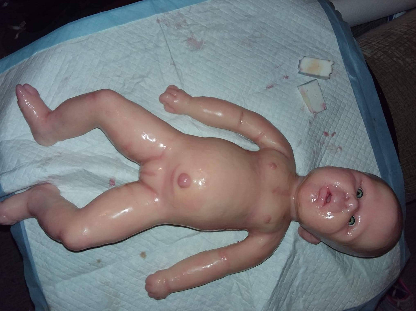Silicone baby head for cuddle body baby