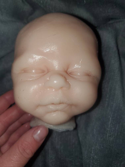 Silicone baby head open eyes