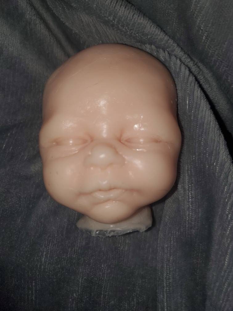 Silicone baby head open eyes