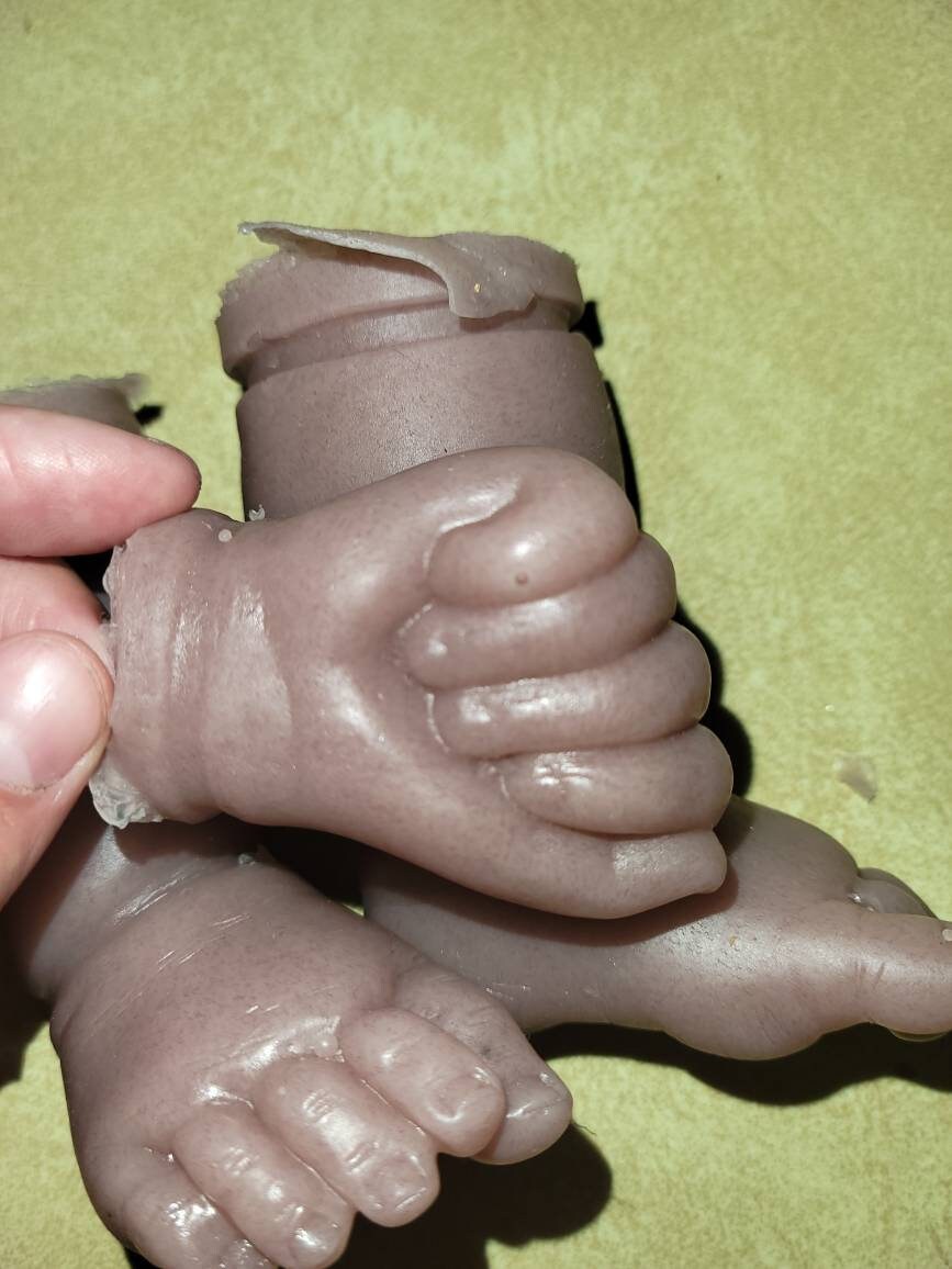 1/4 silicone baby hands for cloth body baby