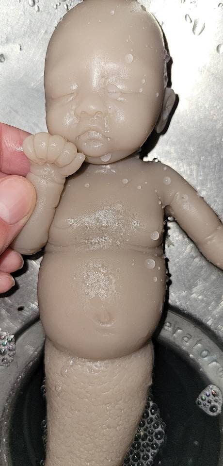 Full Body Silicone Baby mermaid 8"