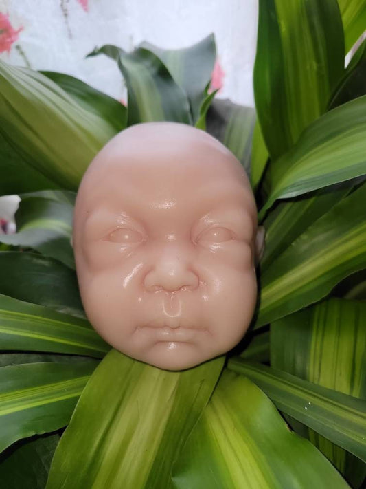 Silicone baby head for cloth or full body