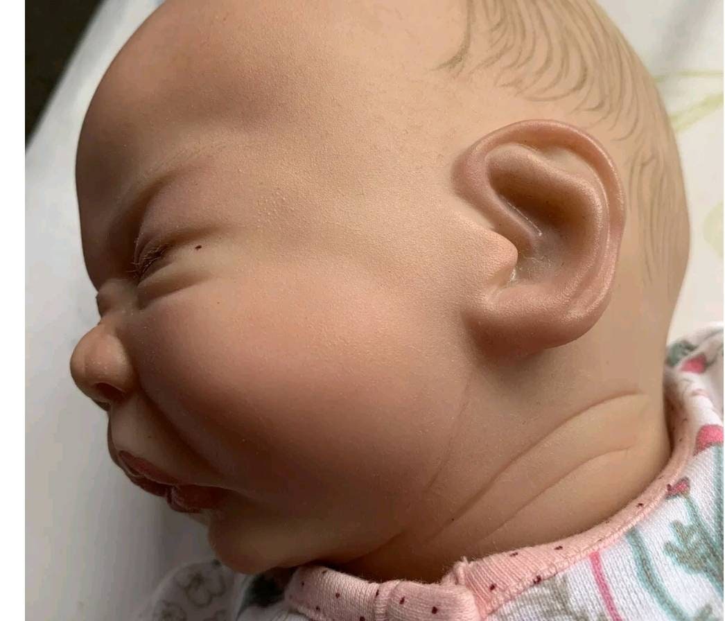Silicone baby head for cuddle baby demi or with limbs