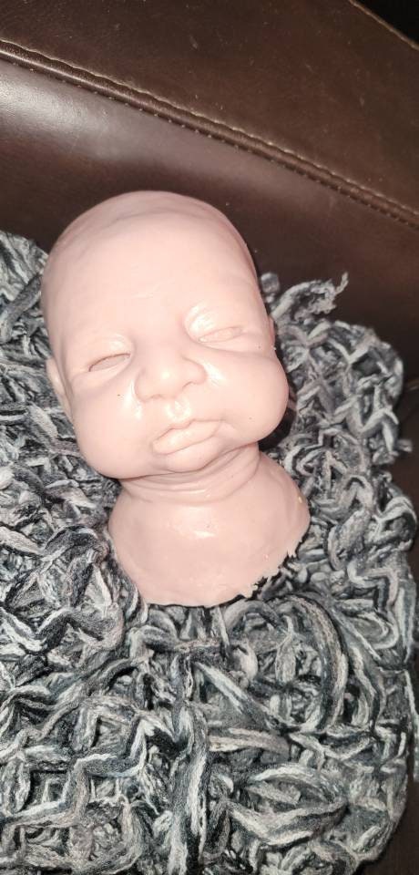 Silicone baby head by Kathryn brody for 16" body