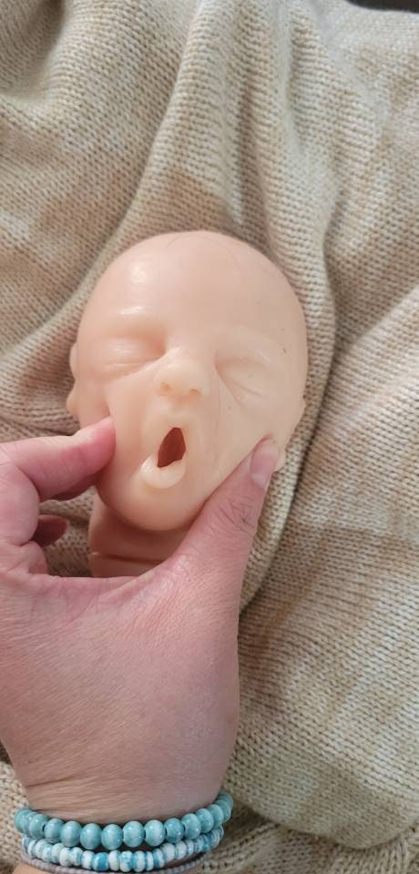 Silicone baby head for cloth body 14"- 15" cuddle head