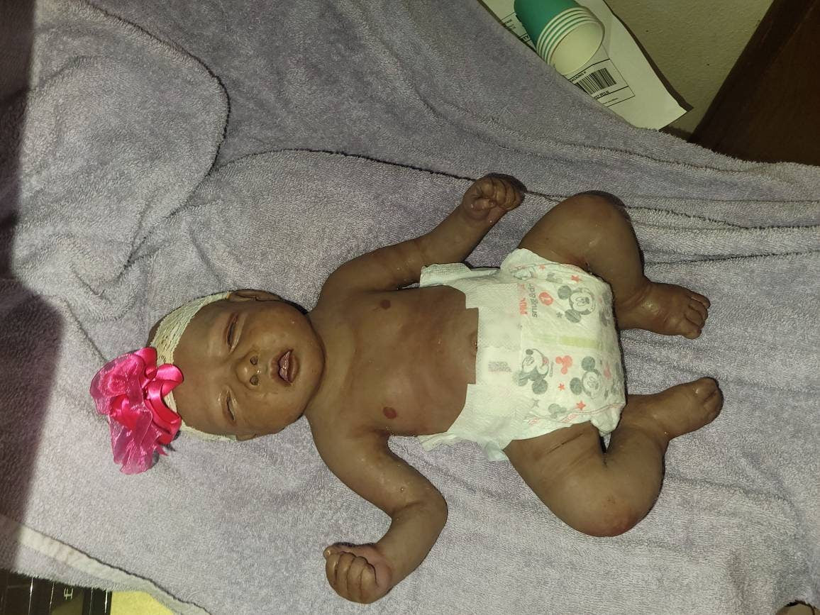 Full Body silicone Baby 17" with bent legs paint or blank kits open eyes beautiful girl sophie