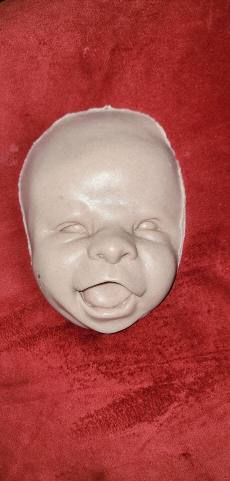 Silicone baby practice face newborn 0-3mo 3mo size surprise face!