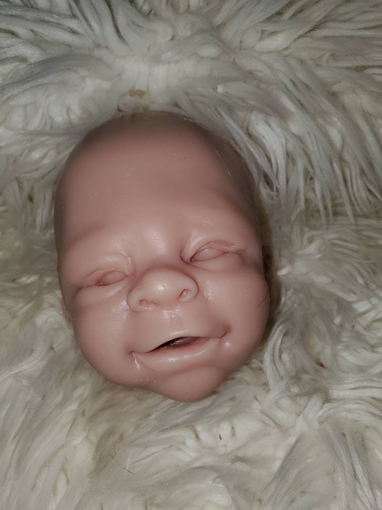 Silicone baby head newborn 18"-19"