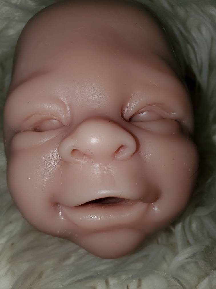 Silicone baby head newborn 18"-19"