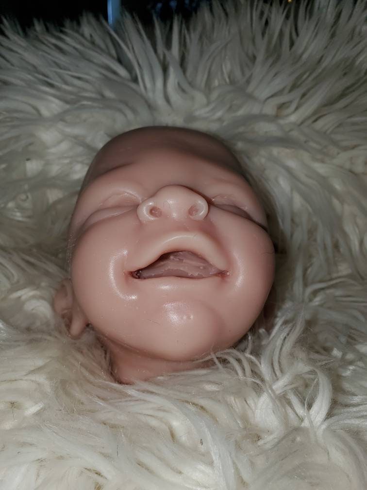 Silicone baby head newborn 18"-19"