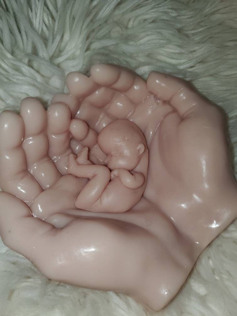 Life size silicone hands holding memorial silicone baby