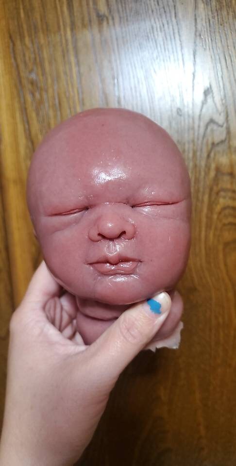 4 silicone baby surprise heads! Cuddle baby silicone heads