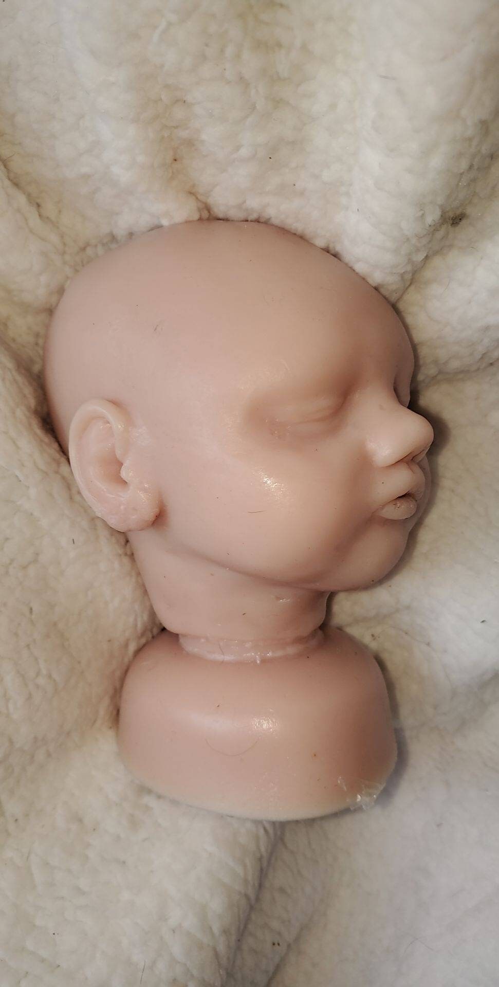 Silicone baby head for 16" cuddle body