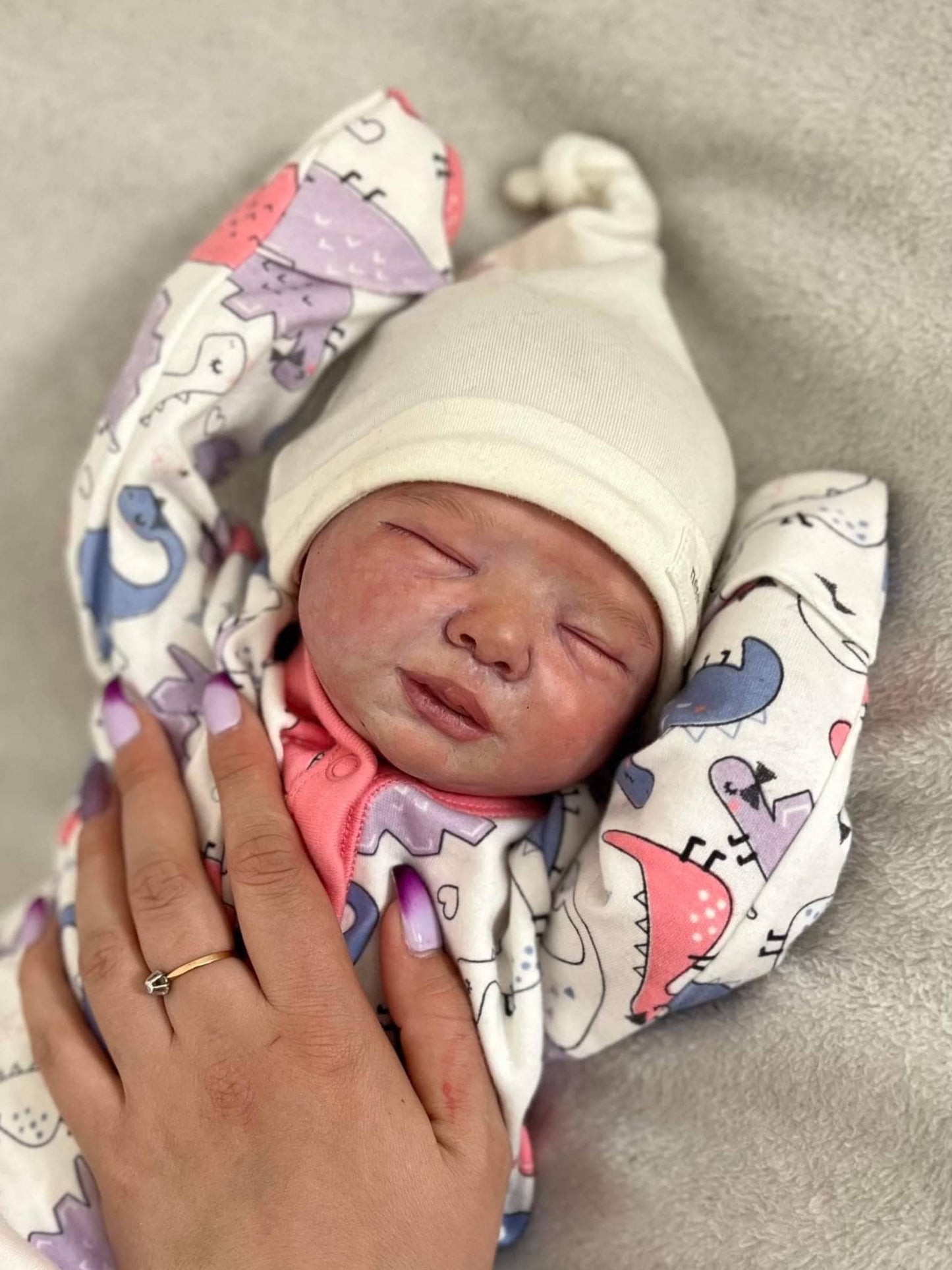 Silicone baby head for 17"-19" cuddle baby by sienna niall