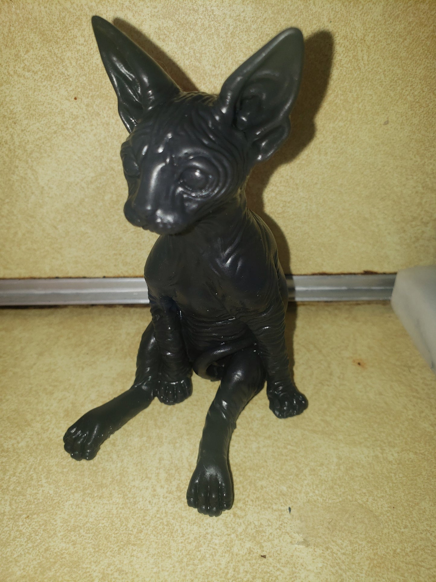 Silicone spyhnx cat kitten 4" sitting