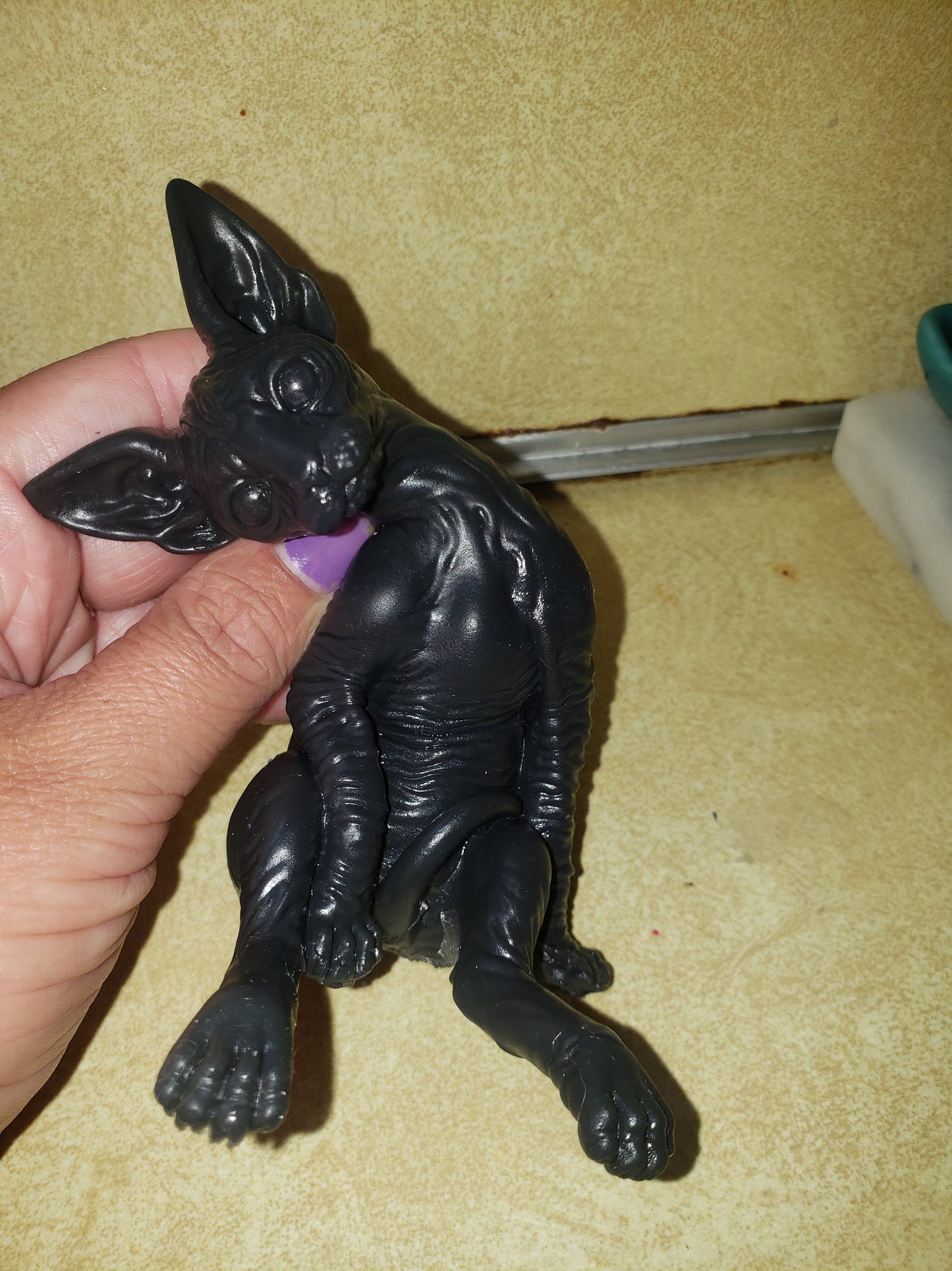 Silicone spyhnx cat kitten 4" sitting